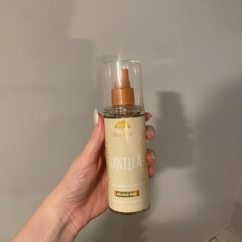 Tree hut vanilla perfume 6oz